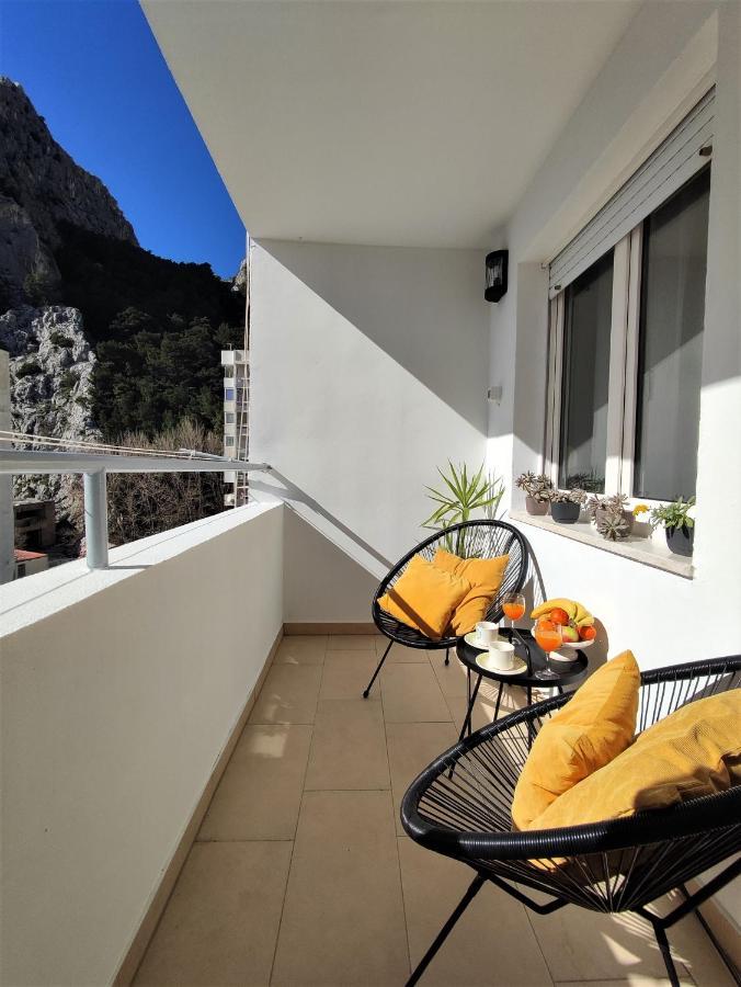 Center Apartment Pia Omiš Dış mekan fotoğraf