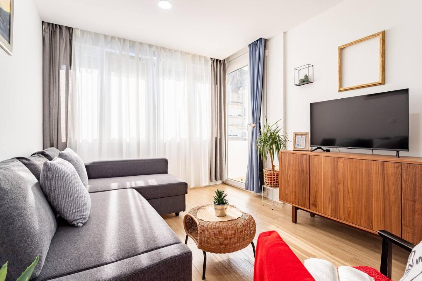 Center Apartment Pia Omiš Dış mekan fotoğraf