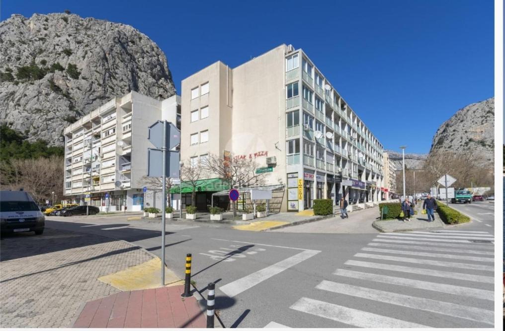 Center Apartment Pia Omiš Oda fotoğraf
